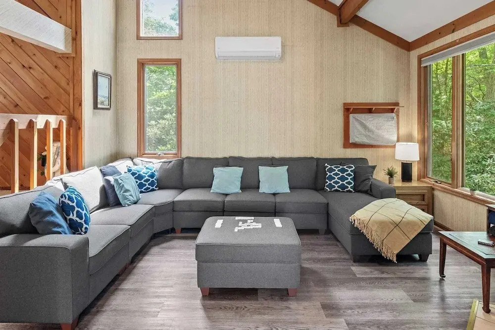 Harmony Ridge by Avantstay Fireplace, Large Deck & Forest Views