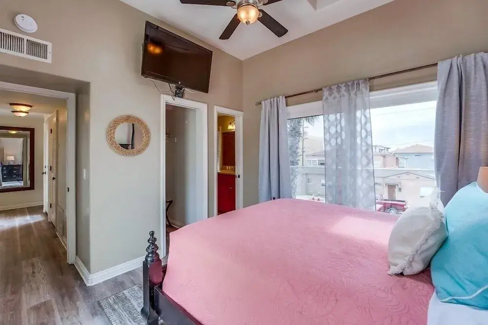 Bayview Veranda 3 Bedrooms 3.5 Bathrooms Apts