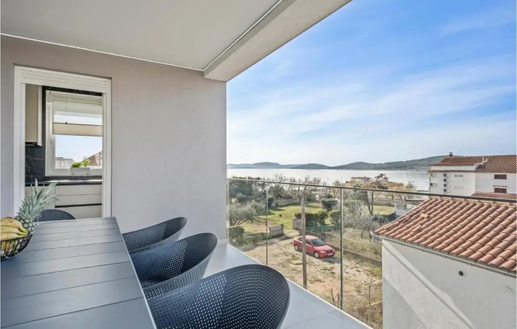 Apartment Srima 4
