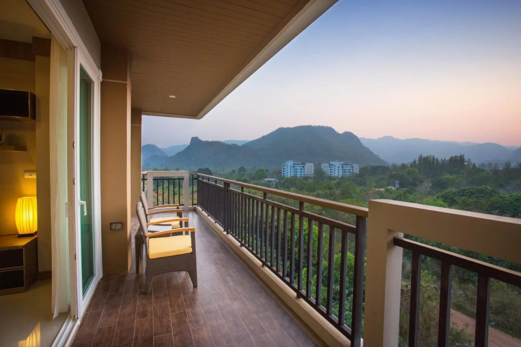 Lacol Hillside Residence Khaoyai