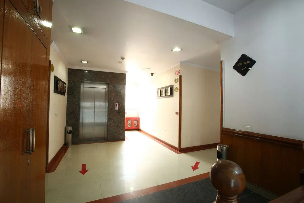 Emblem Hotel Sector 14 Gurgaon