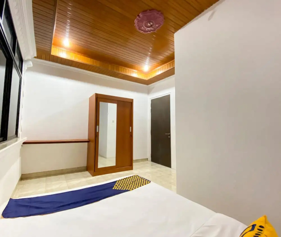 SPOT ON 2051 Sho Family Homestay & Resto