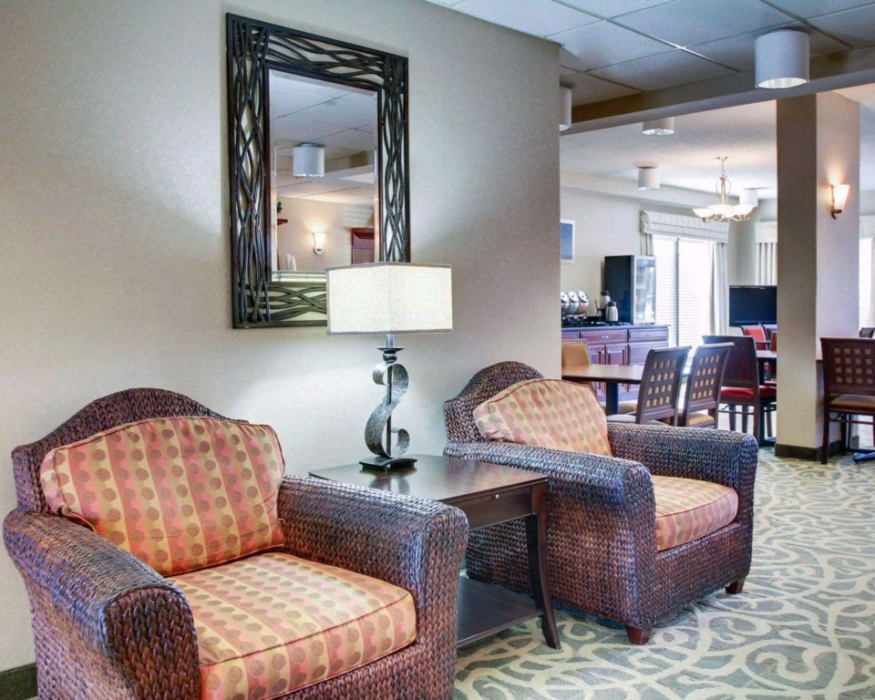 Comfort Inn & Suites Moss Point Pascagoula