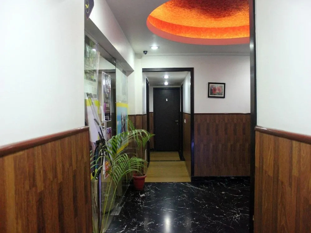 OYO 1185 Hotel MSK residency