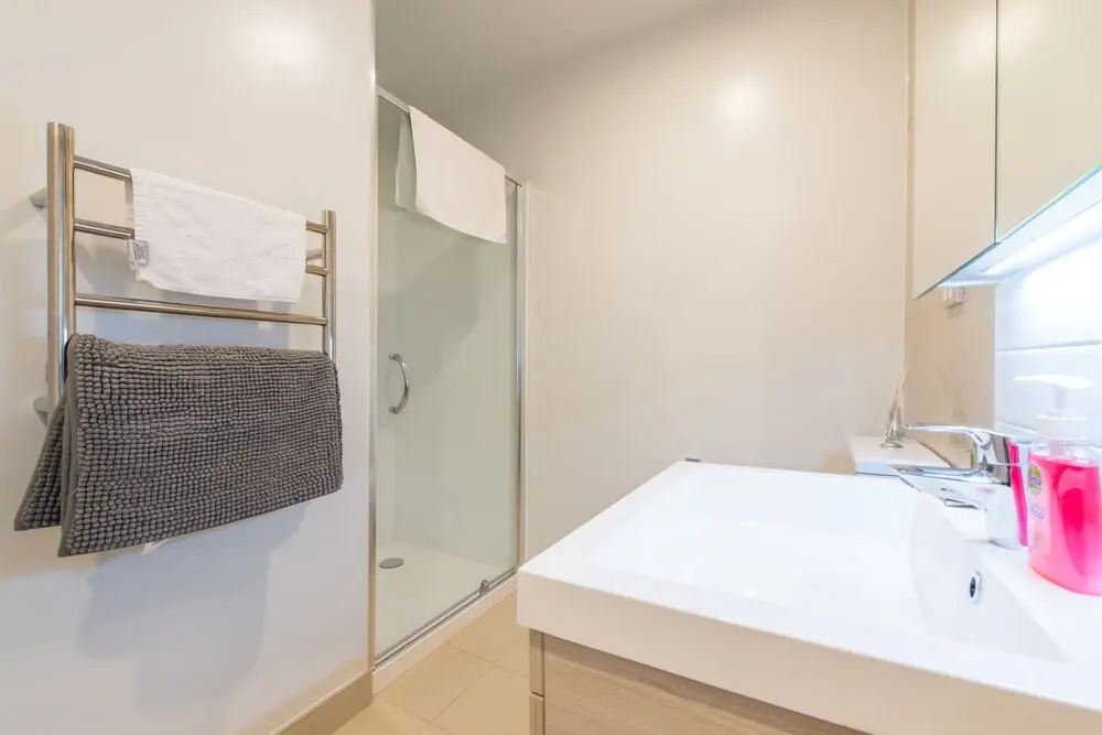 2 BRM apartment Opp to SkyTower view
