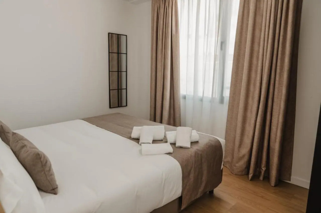 esZentrico Suites & Rooftop bar