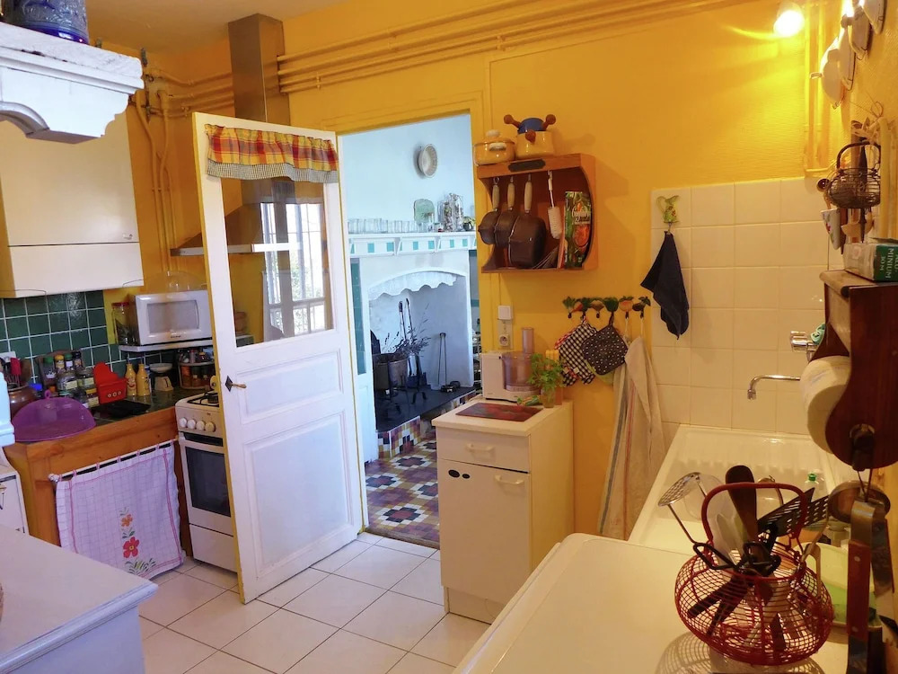 Lovely Holiday Home in Sainte-Valiere with Swimming Pool