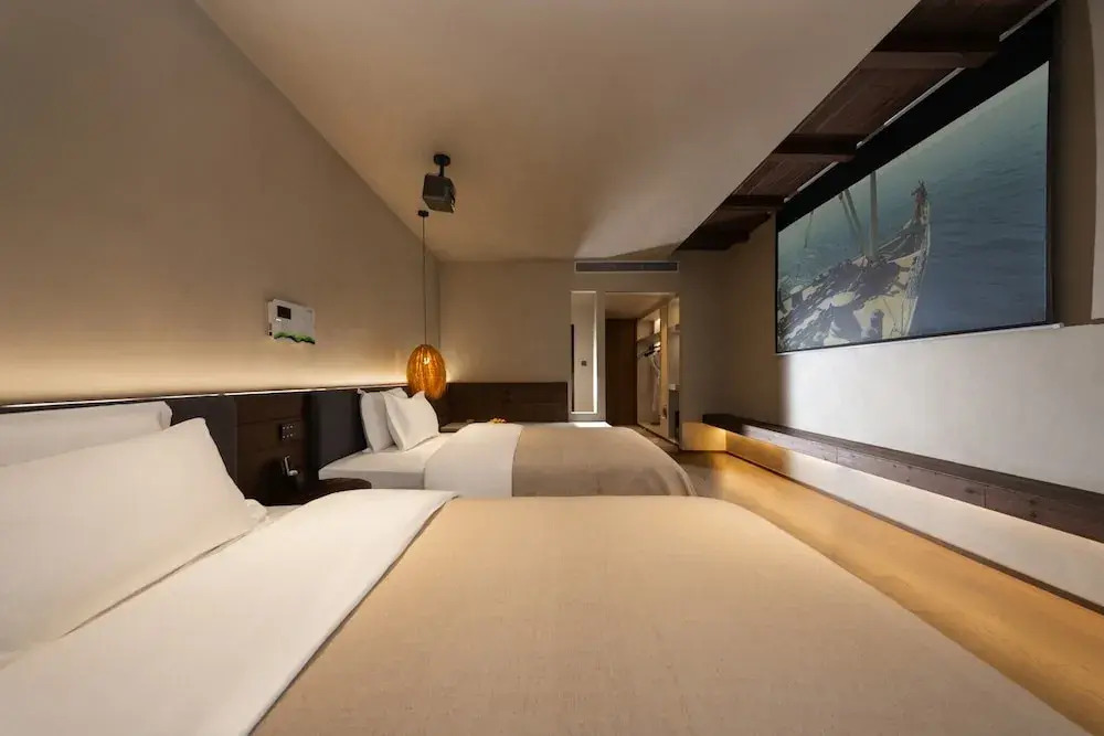 Shangri-la Designer Homestay without Summer(By the Cosmic Wheel of Dukezong)