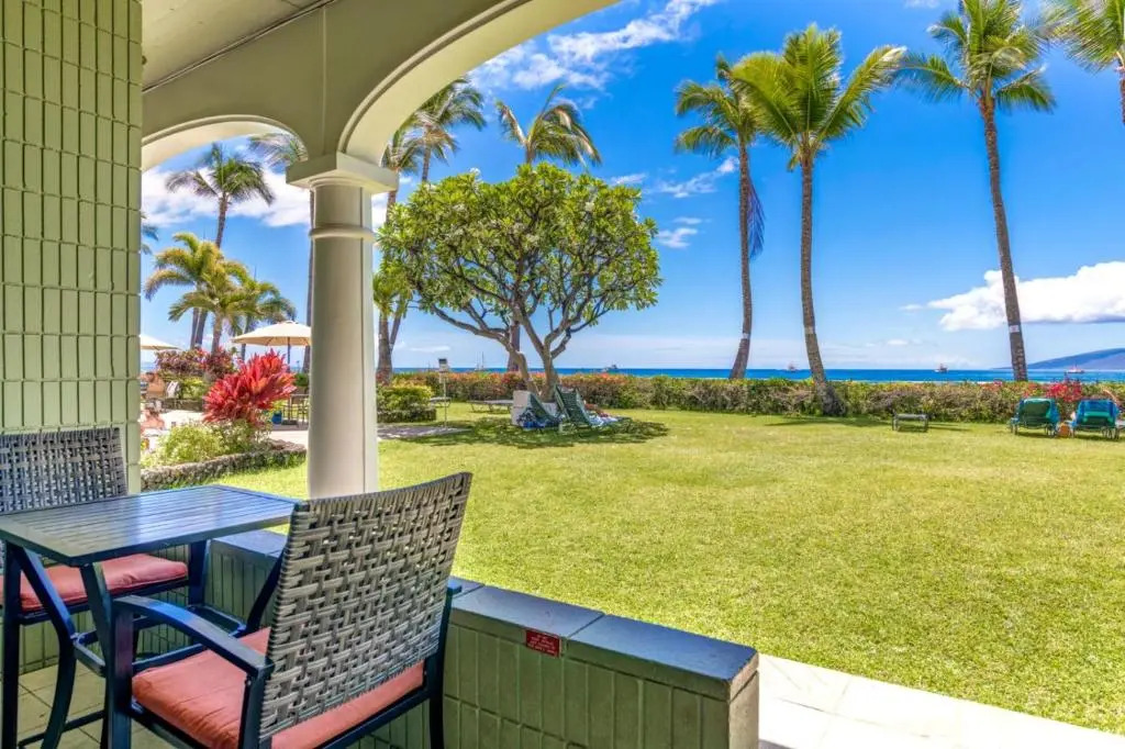 K B M Resorts: Lahaina Shores Lsh-117, Spectacular Ocean Front Resort Ground Level Unit at the Historic Lahaina Shores, Includes Rental Car!