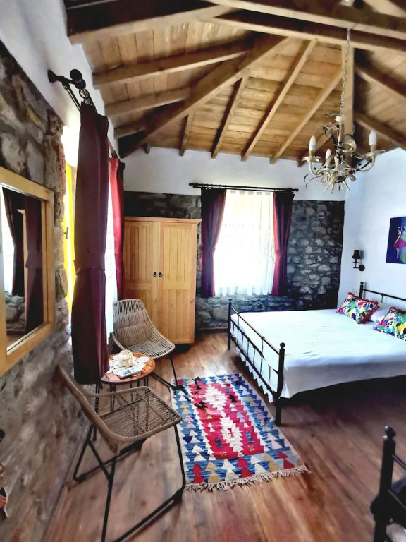 Ilios Guest House
