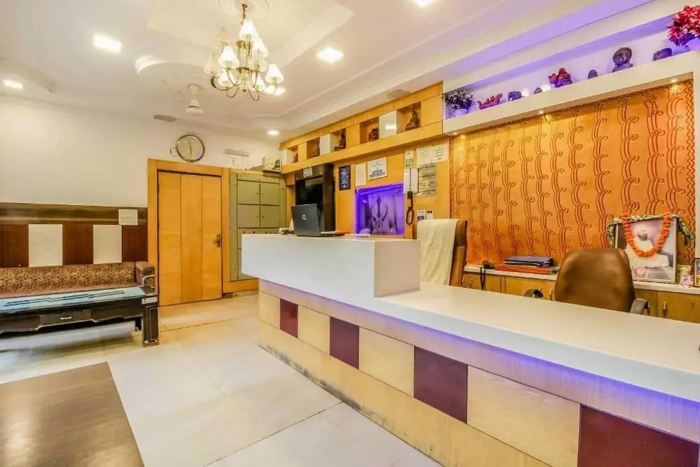 Glow inn hostel