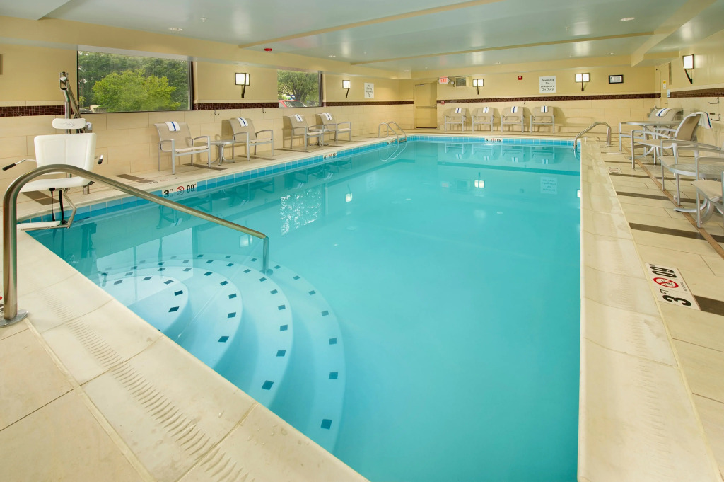 Holiday Inn Express - Waldorf by IHG