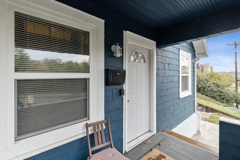 Cozy Apt Near Uc, Hospital And Zoo! Amazing Location! 1 Bedroom Apts by Redawning