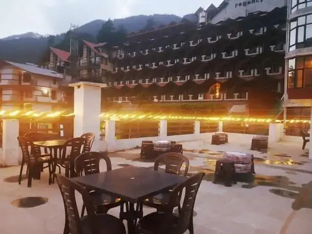 Goroomgo Meadows Manali