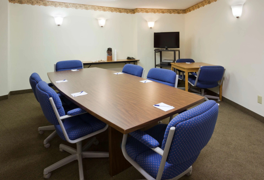 Crossings by GrandStay Inn and Suites