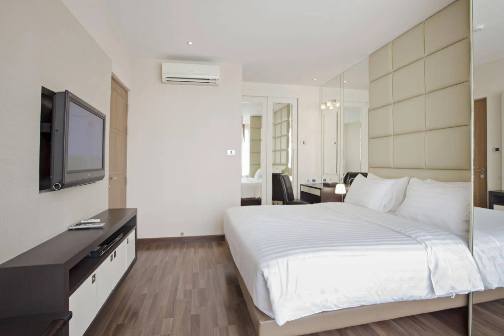 V Residence