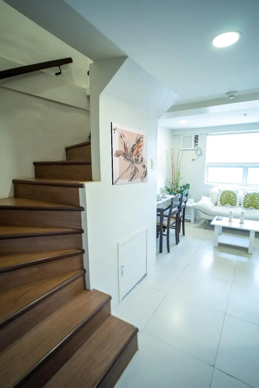 Gilmore Tower Suites By SMS Hospitality