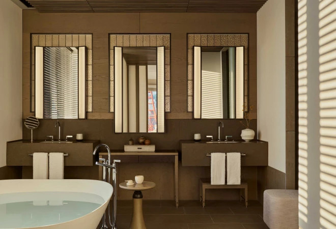Janu Tokyo
