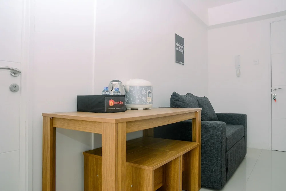 1BR Fully Furnished Bassura City Apartment