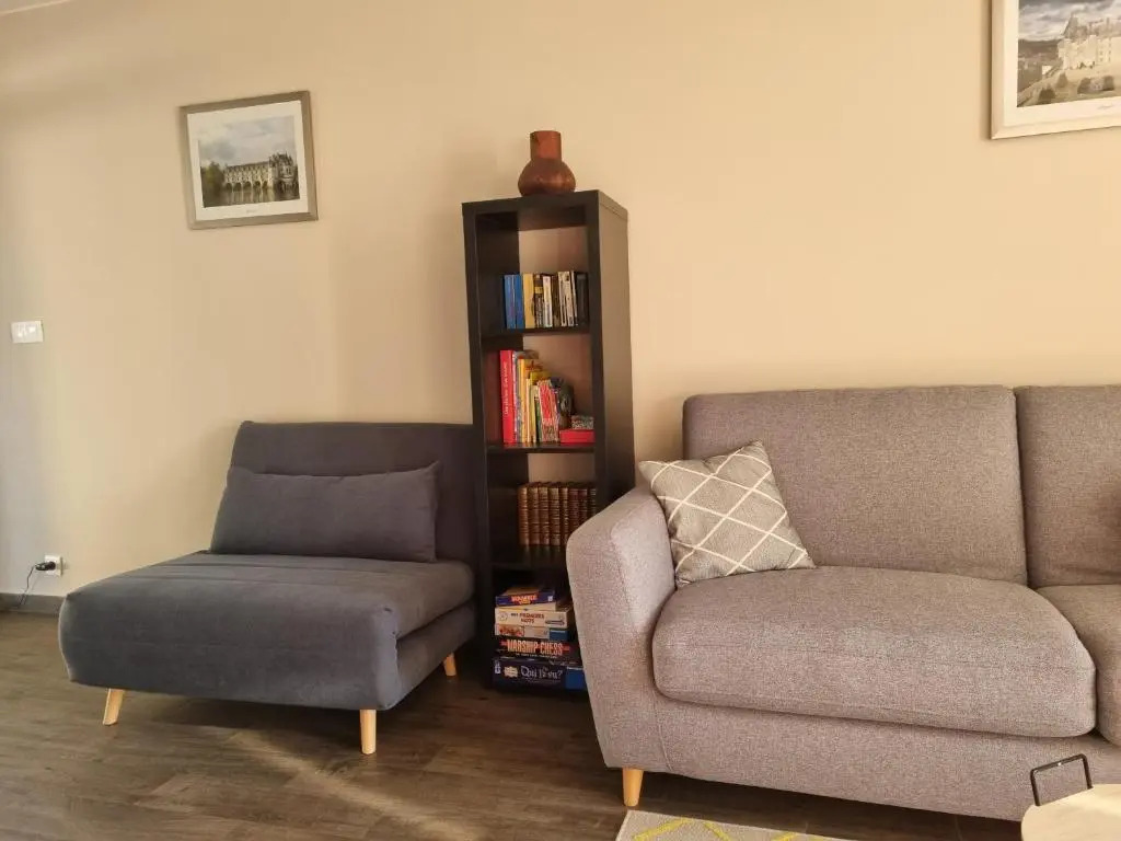 Appartement à la campagne avec piscine