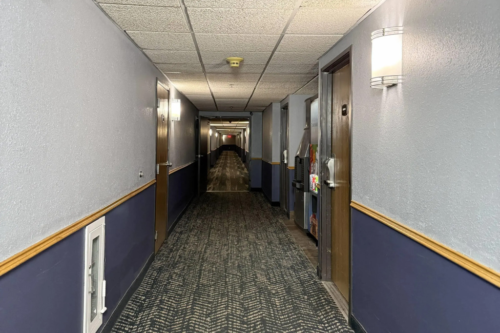 AmericInn by Wyndham Sioux Falls