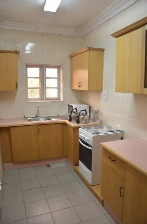 Junbic Apartment and Suites