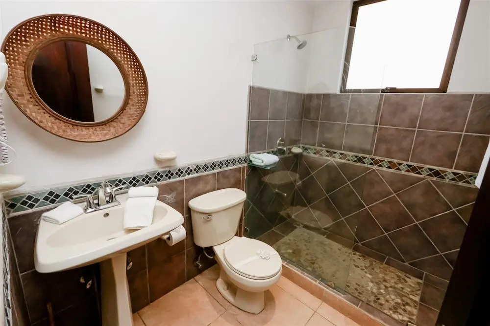 BE 1A Absolute 2BR Oceanfront Luxury Condo