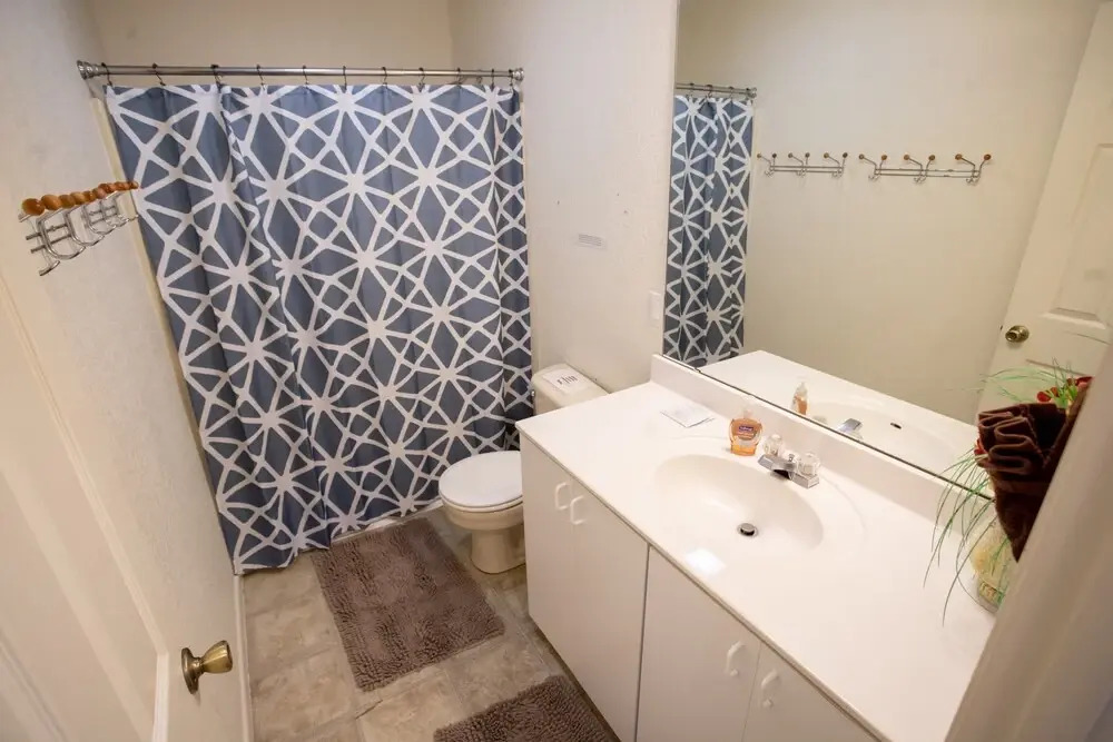 Water Haus, Daily Rental, 12 Guests