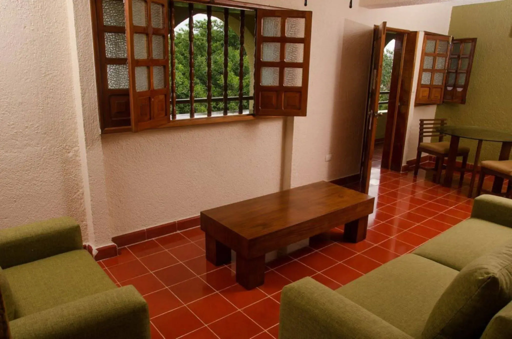 Hotel Casa Colonial Cozumel-Dog Friendly