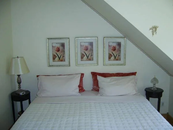 Artist & The Quiltmaker Victorian B & B The