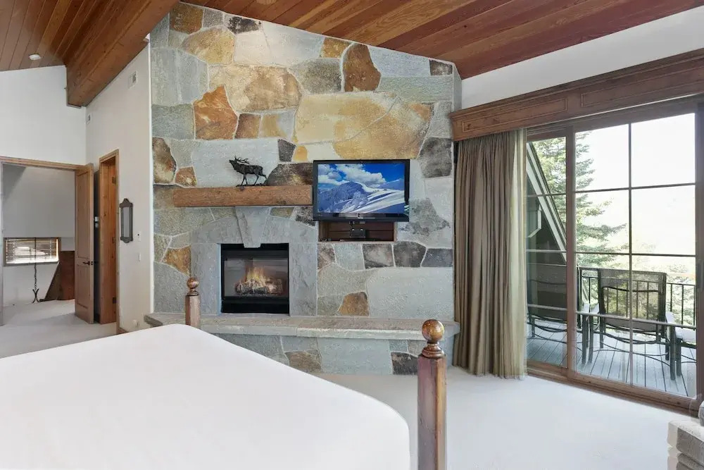 Bellemont Home at Deer Valley Resort - 6 Bedroom Home with Hot Tub #8 6 Home