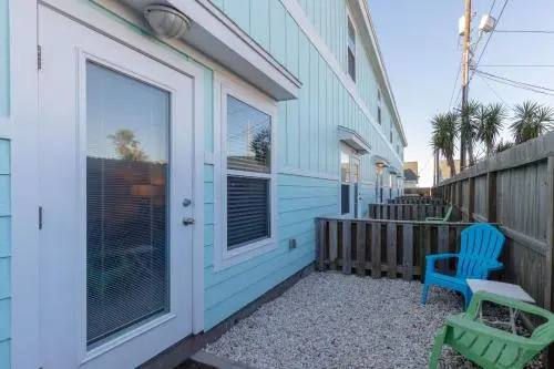 Nemo Cay Resort D126 by RedAwning