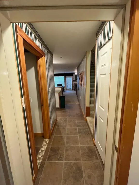 Camp 4 #7: 2 Bedrooms, 2.5 Baths: Slope Side, Gas Fireplace