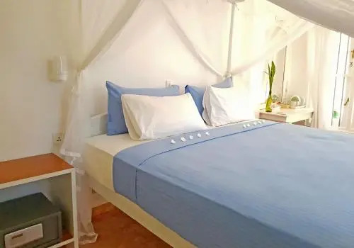 Neelas Beach Inn