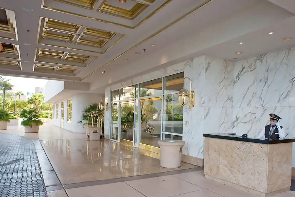 Amalz Suites Collection at MGM Signature
