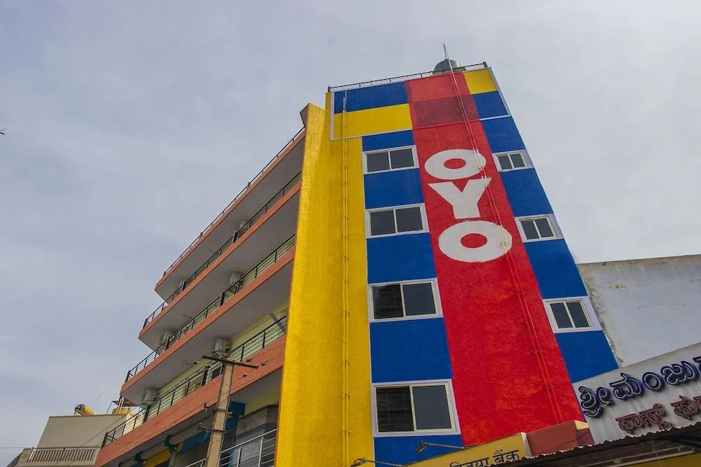 Oyo 23030 Hotel Gtv Comforts