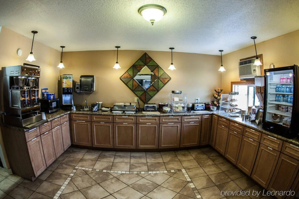 Fargo Inn and Suites