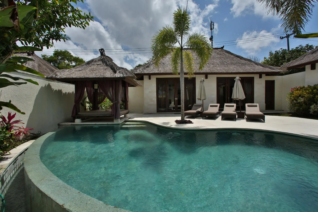 Mahagiri Villas & Spa Dreamland