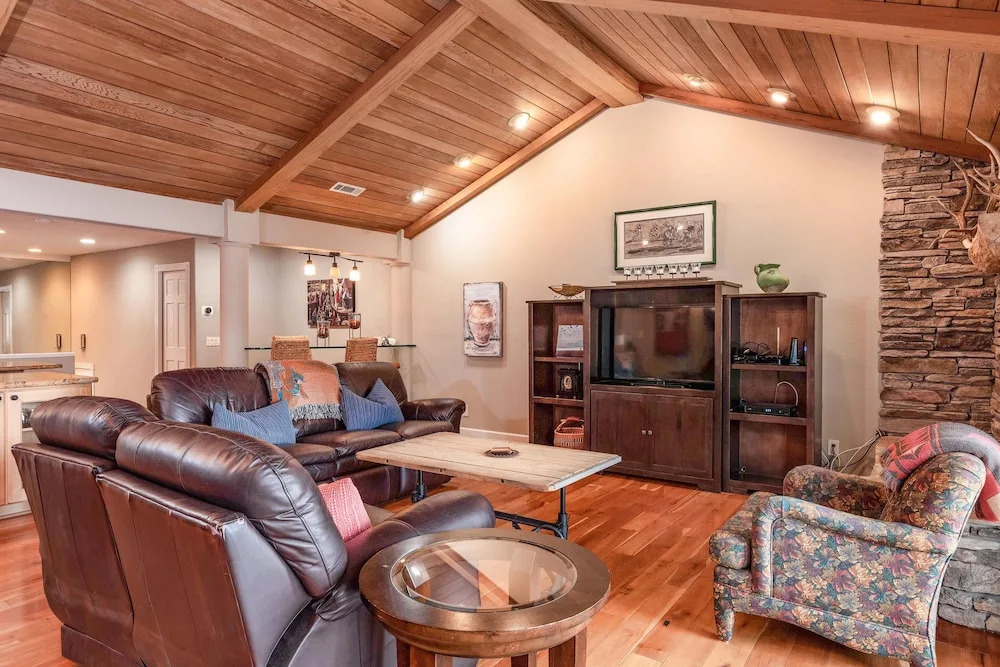 Lakeside Condo in Kings Beach by RedAwning