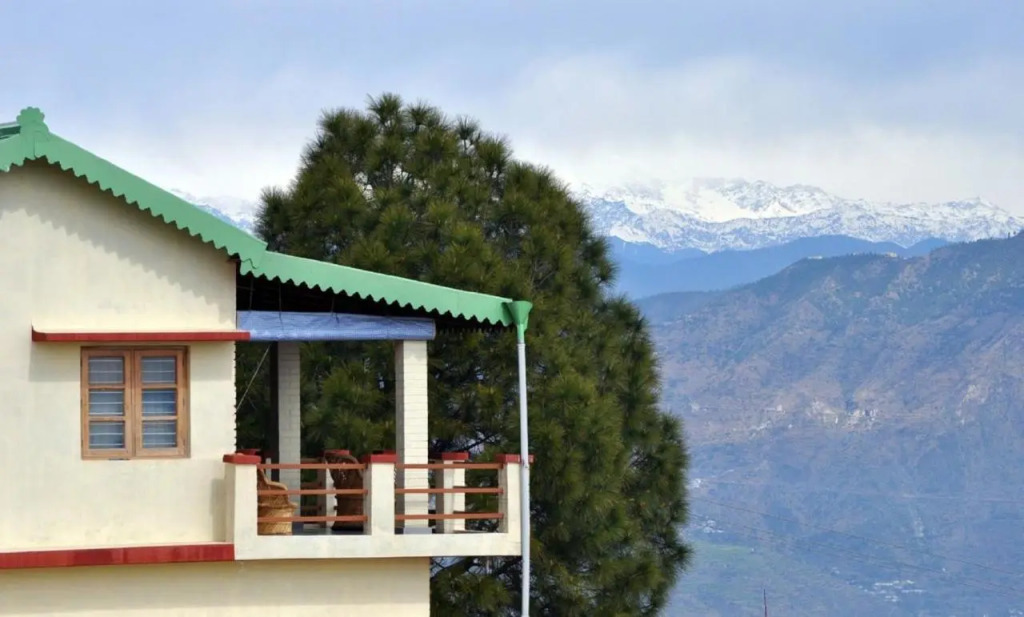 Tehri Retreat Sursingdhar, Near New Tehri & Kanatal, By Himalayan Eco Lodges