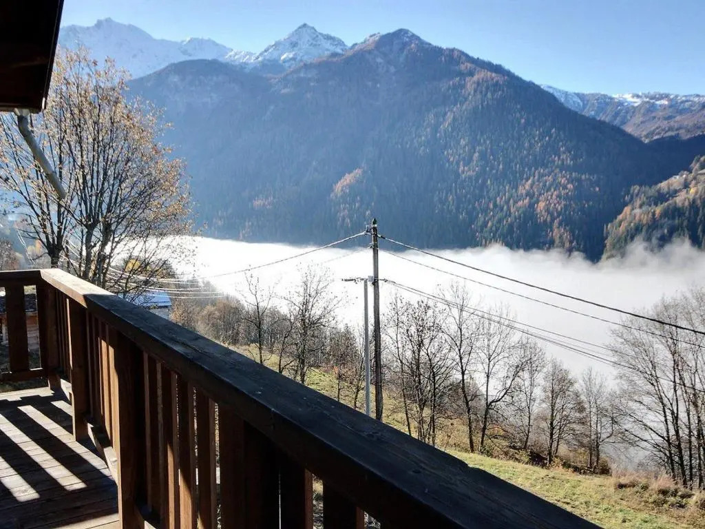 Chalet pour 10 pers, 5 pièces, parking, calme à la montagne - FR-1-411-683