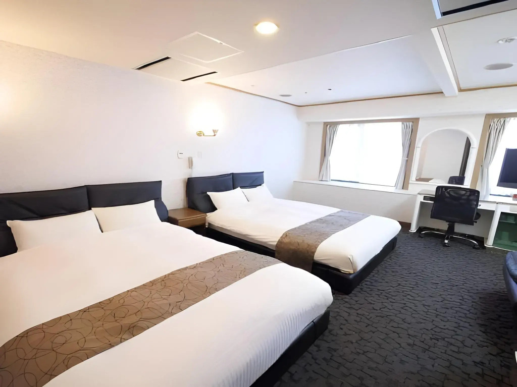 U-Community Hotel