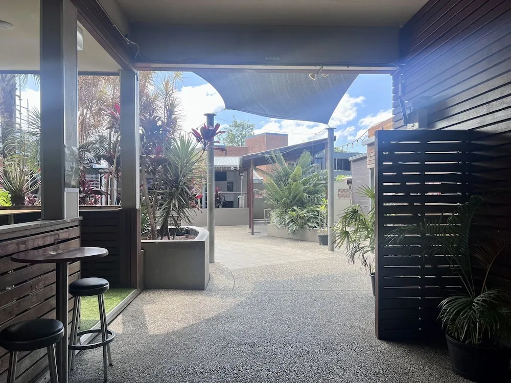 Central Backpackers - Hostel