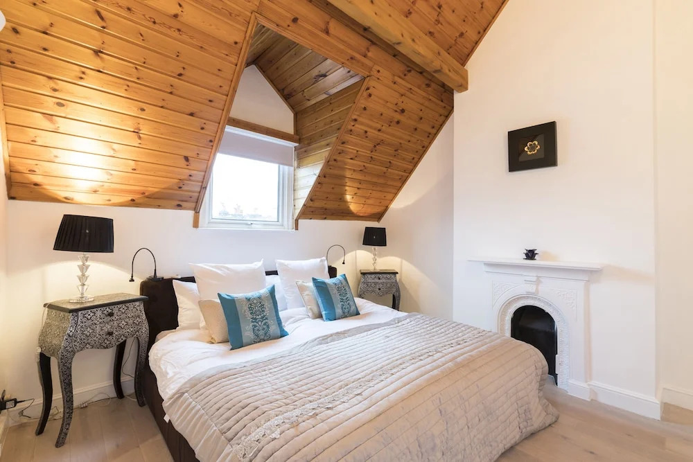 Dazzling 2br Flat Near by East Putney Station