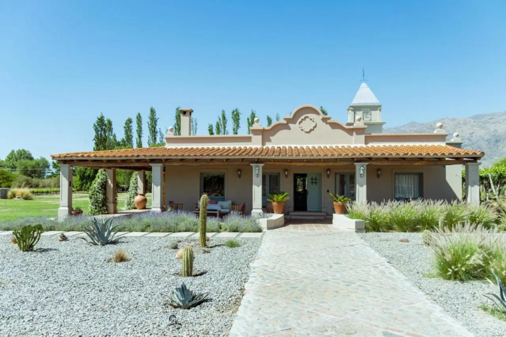 El Porvenir Wine Lodge