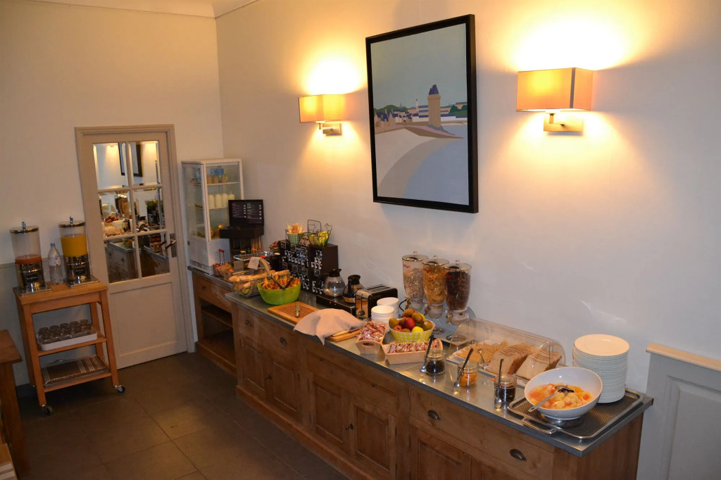 Hotel Ajoncs dOr