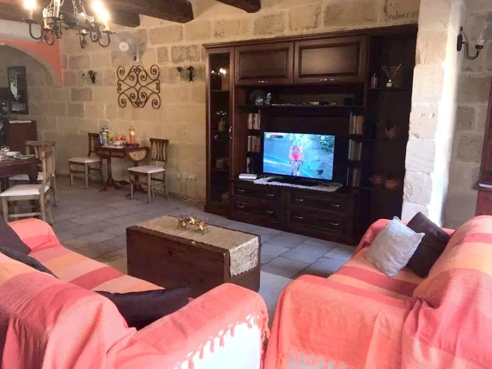 Exceptional villa in In-Nadur with private pool