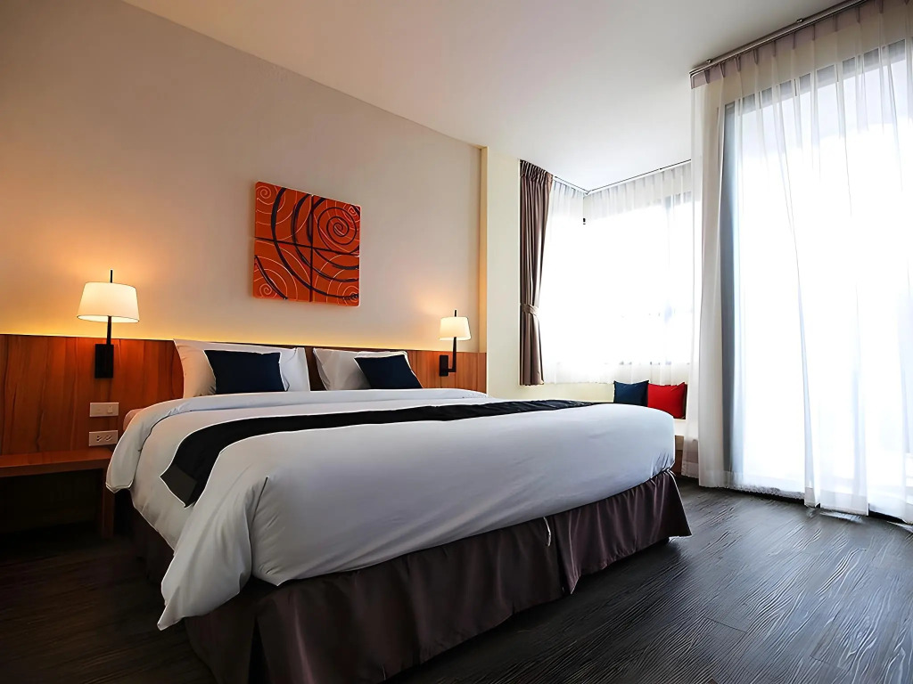 Apo Hotel
