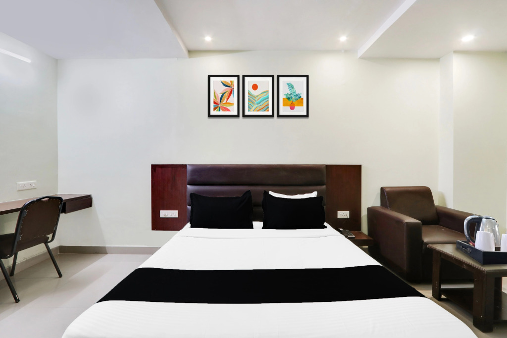 Townhouse Dwarka Nagar Near Ramatalkies