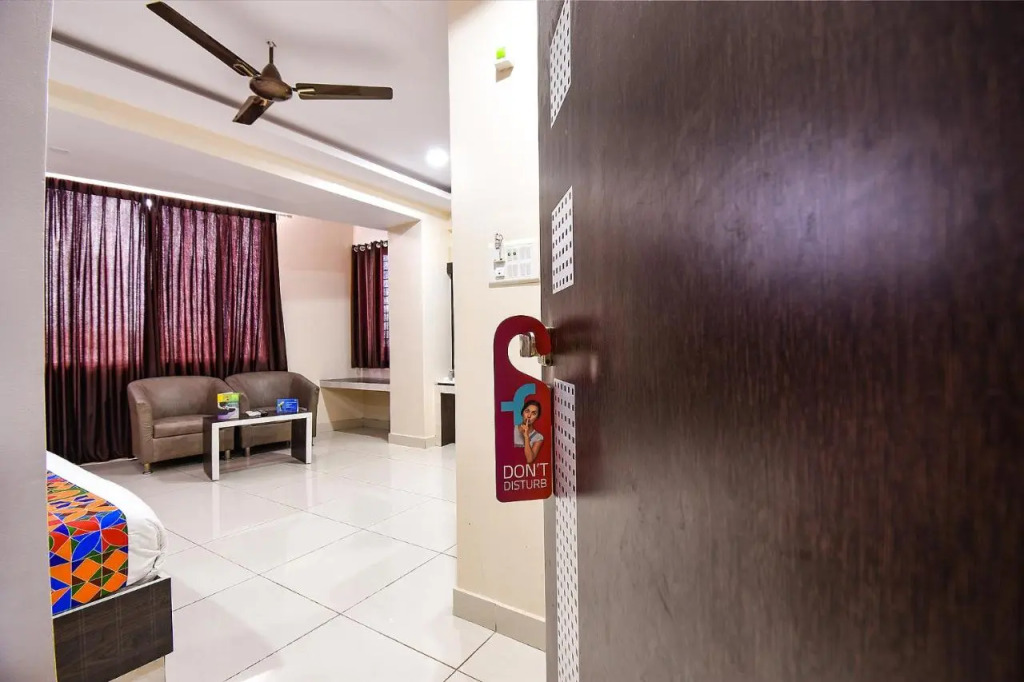 FabHotel Rotano Suites - Yelahanka